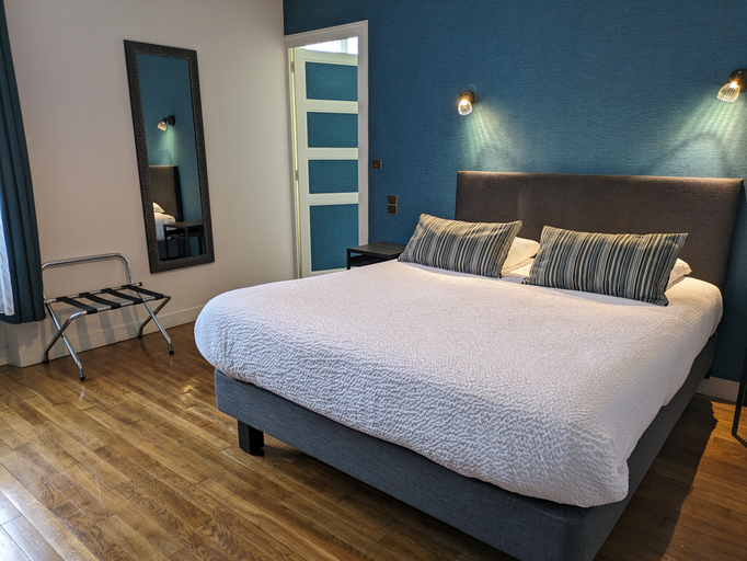 Bedroom 5, Logis Hotel le Saint Florent, Loir-et-Cher