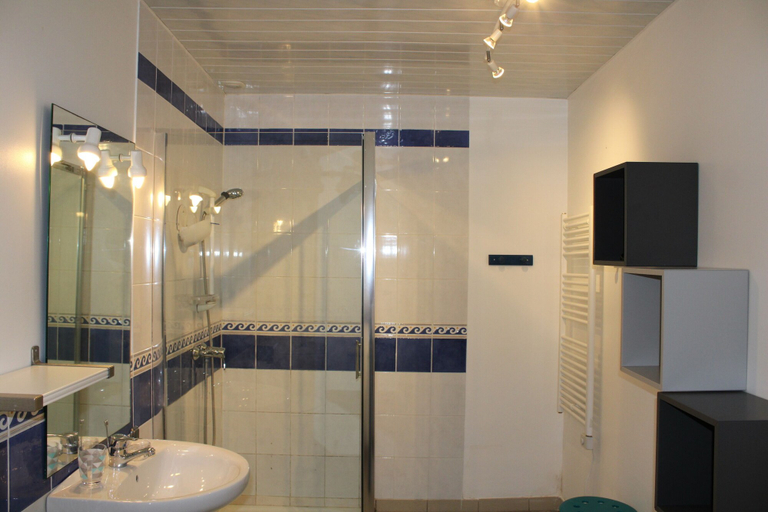 Bathroom 5, Domaine des Piéris, Calvados