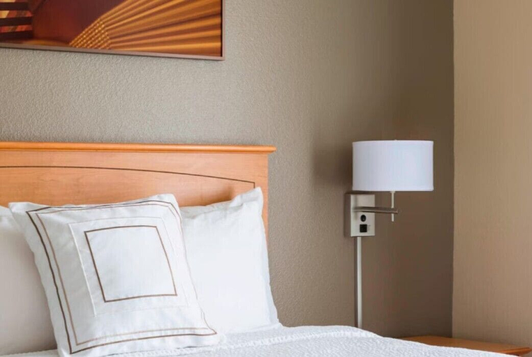 Bedroom 2, TownePlace Suites By Marriott Phoenix North, Maricopa