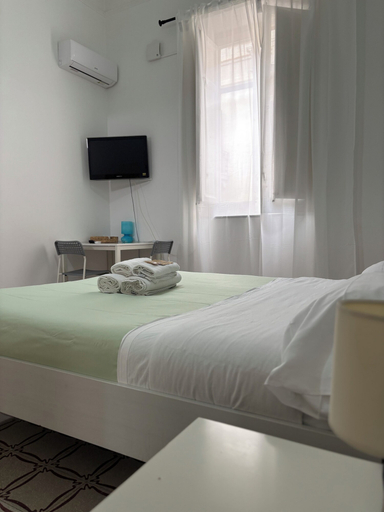 Bedroom 3, Mamamia #Teatro Massimo, Palermo