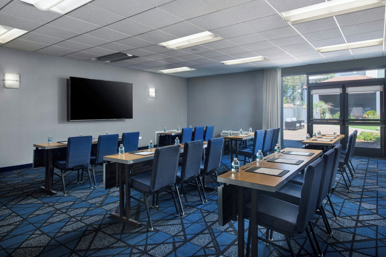 Food & Drinks 5, Courtyard by Marriott Phoenix Airport, Maricopa