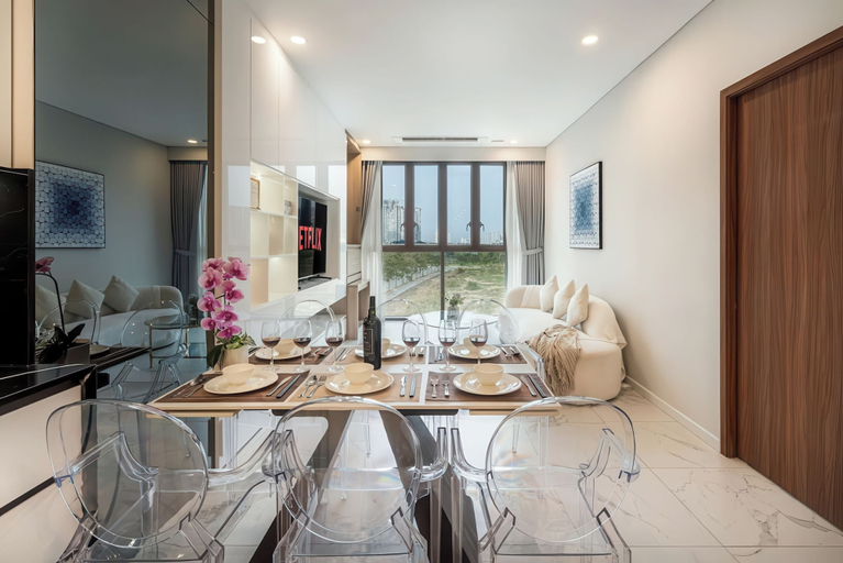 Dining Room 6