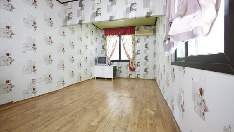 Others 5, Gapyeong Lovers and Mountains Pension, Gapyeong