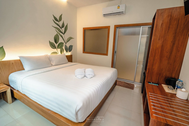 Bedroom 9