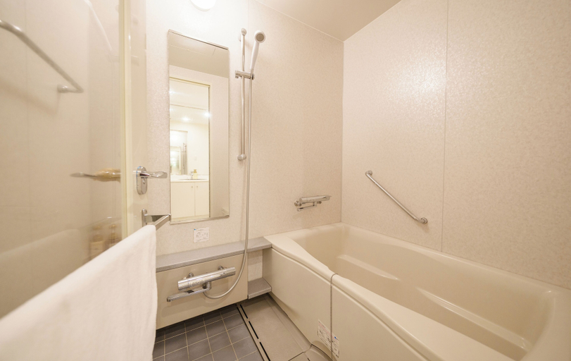 Bathroom 4