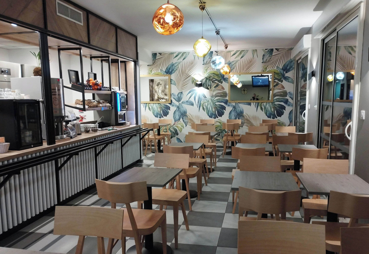 Food & Drinks 5, B&B HOTEL Agen Castelculier, Lot-et-Garonne