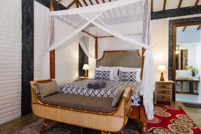 Bedroom 24