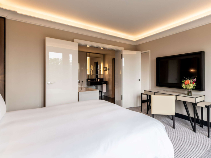 Bedroom 26