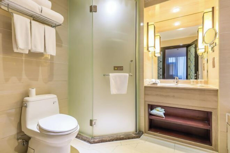 Bathroom 4, Guanjing Jiayuan Hotel, Beijing