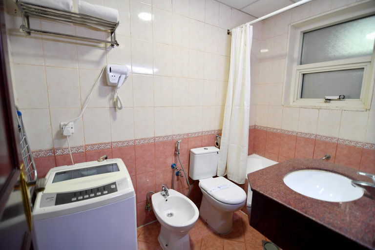 Bathroom 5, Emirates Stars Hotel Apartments Sharjah, Sharjah City