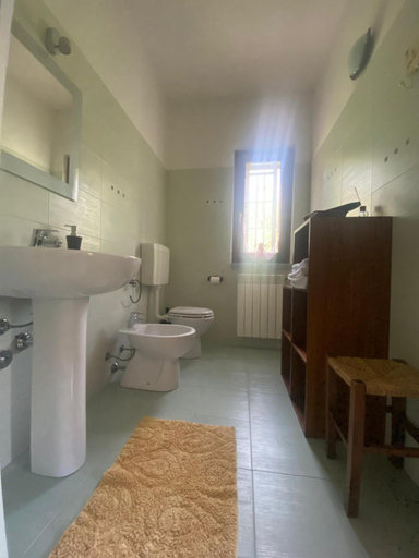 Others 5, B&B Monteguzzo, Pavia