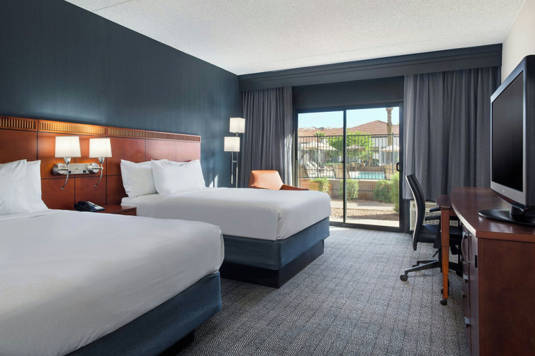 Bedroom 3, Courtyard by Marriott Phoenix Airport, Maricopa