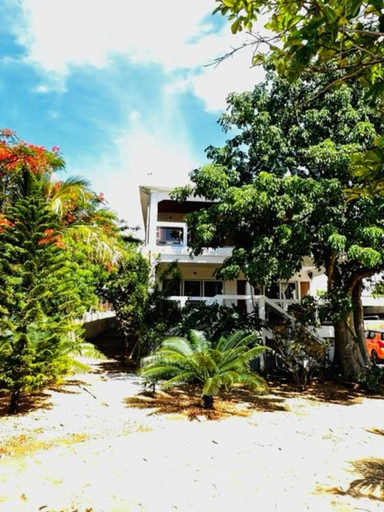 4, Villa baobab, Diana
