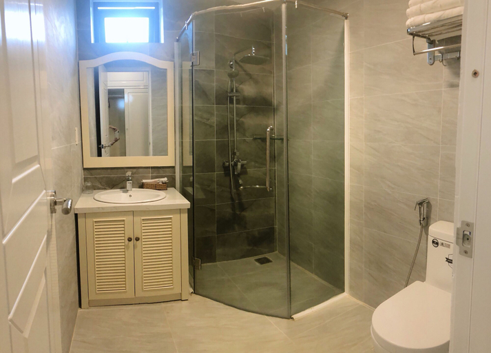 Bathroom 4, Maya Hotel 2, Côn Đảo