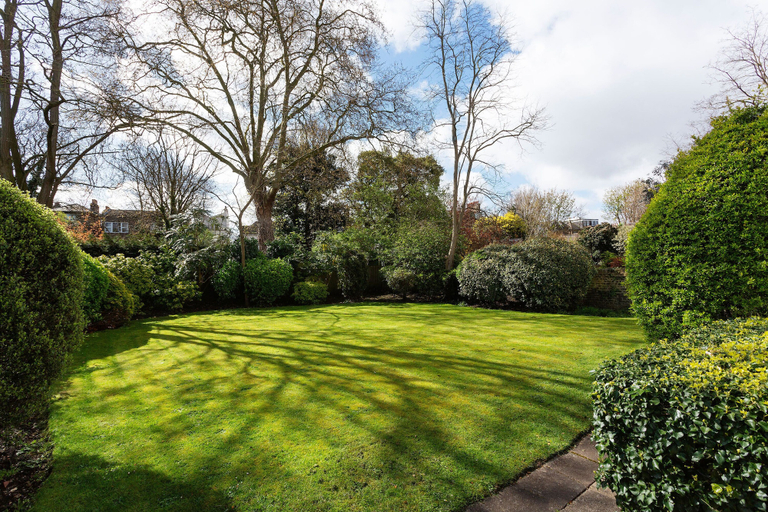 Others 5, Perfect Pied-a-terre in Clapham by Underthedoormat, London