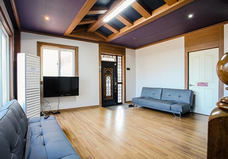 Others 2, Taean Sky and Sea Pension, Taean