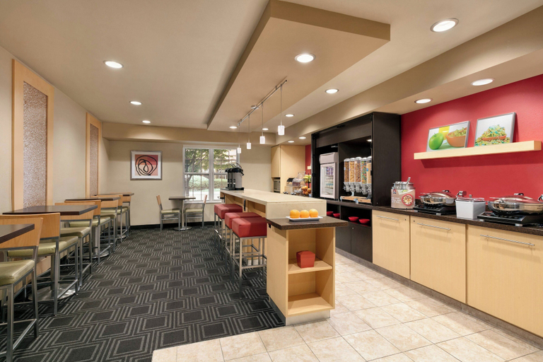 Food & Drinks 4, TownePlace Suites by Marriott Gaithersburg, Montgomery