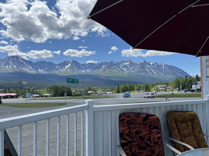 Others 5, Kluane Park Inn, Yukon