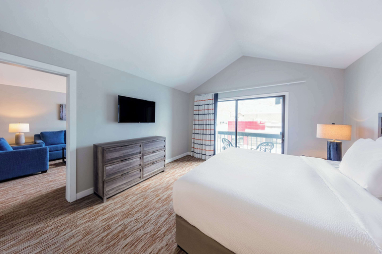 Bedroom 10