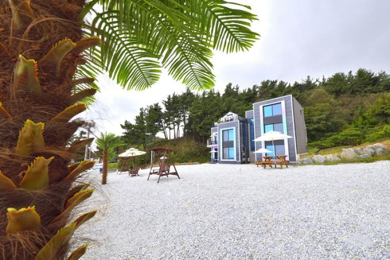 Exterior & Views 1, Uljin Feria Pension, Uljin