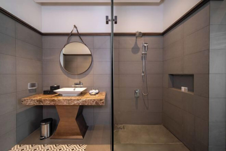 Bathroom 4
