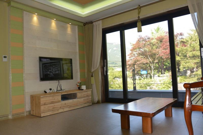 Others 3, Miryang Raon Pension, Miryang