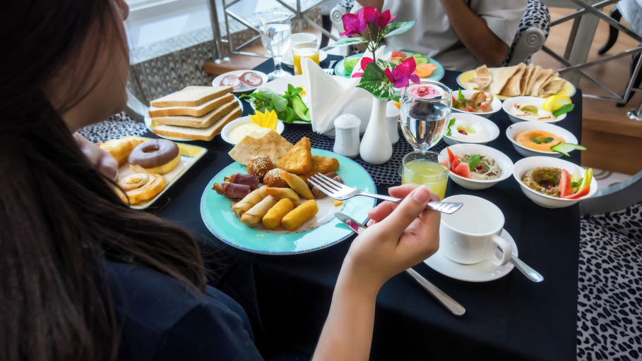 Food & Drinks 5, Panorama Hotel and Spa, Manama