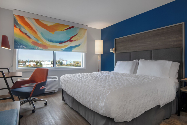 Bedroom 3, Tru By Hilton Anderson, Madison