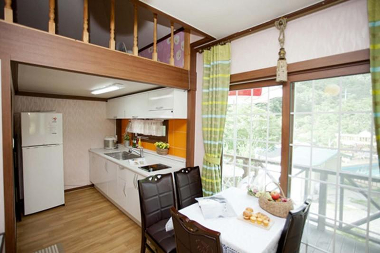 Others 5, Miryang Mirpia Pension, Miryang