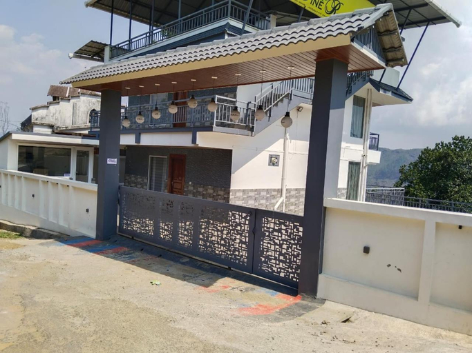 Others 5, Pine Residency, Vagamon, Idukki