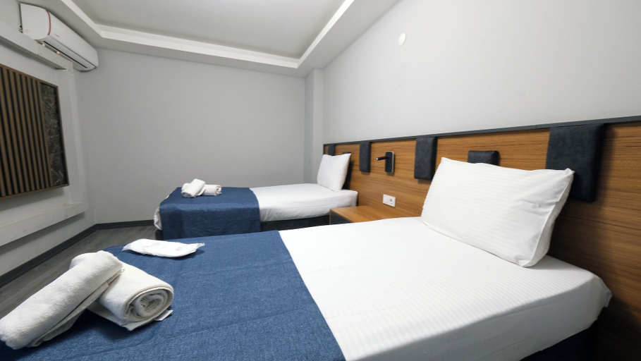 Bedroom 12