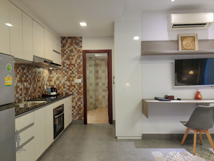 Dining Room 6