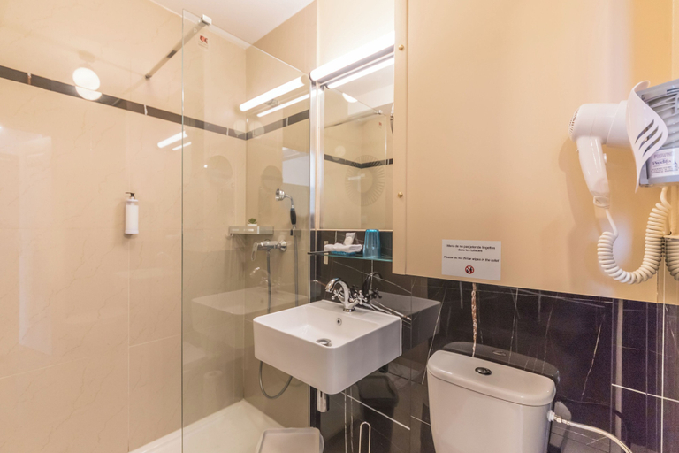 Bathroom 3, WS Jardin du Luxembourg - Boissonade, Paris