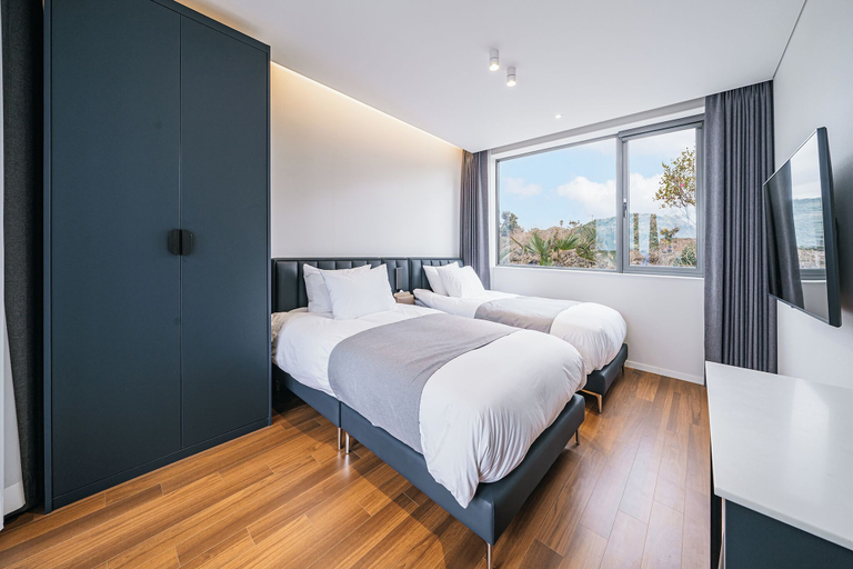 Bedroom 4, Ddosi Aewol, Jeju