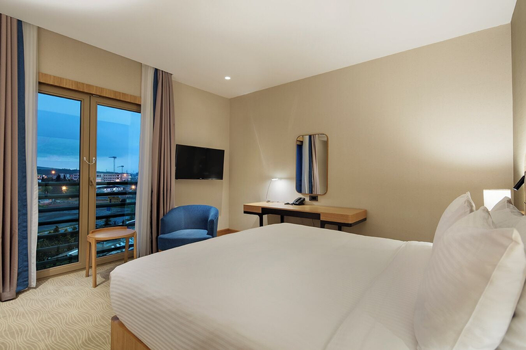 Bedroom 4, DoubleTree by Hilton Hotel Istanbul - Tuzla, Gebze