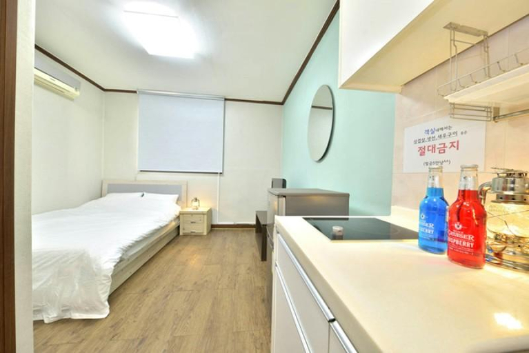 Others 5, Taean Anmyeondo Wave Pension, Taean