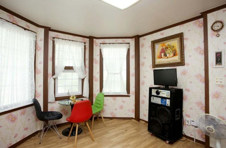Others 4, Miryang Mirpia Pension, Miryang