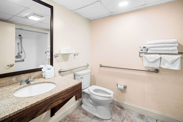 Bathroom 4, Best Western Merry Manor Inn, Cumberland