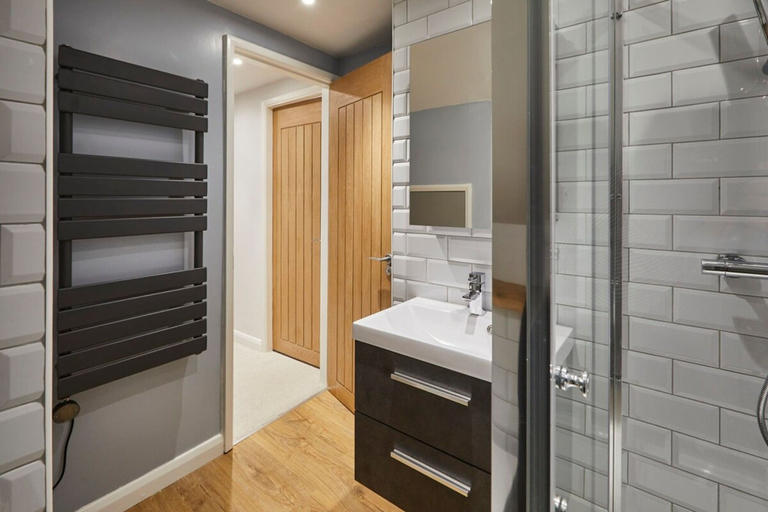 Bathroom 4, Host Stay Breckon Cottage, North Yorkshire