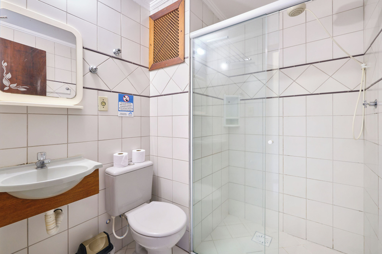 Bathroom 4, Hotel Ponta das Toninhas, Ubatuba