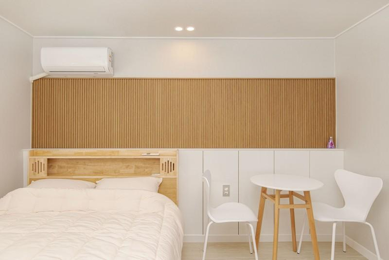 Bedroom 2, Boryeong Bada Pension, Boryeong