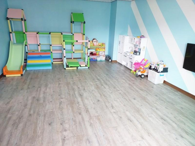 Others 2, Boryeong Muchangpo Moonlight Pension, Boryeong