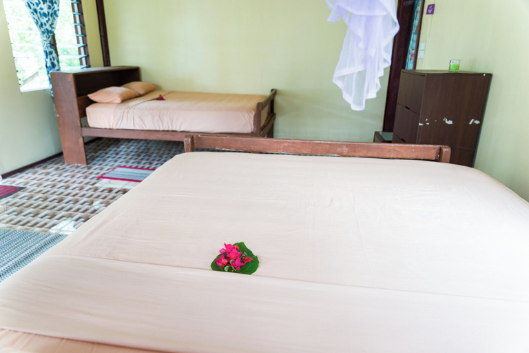 Bedroom 2, Yawekata Eco Still Bluewater Lodge, Ba