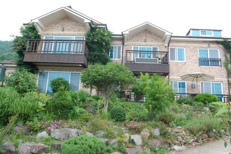Exterior & Views 4, Namhae Yeoubi Pension, Namhae