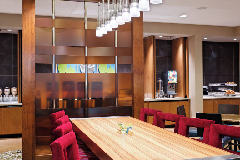 Food & Drinks 5, SpringHill Suites Pensacola, Escambia