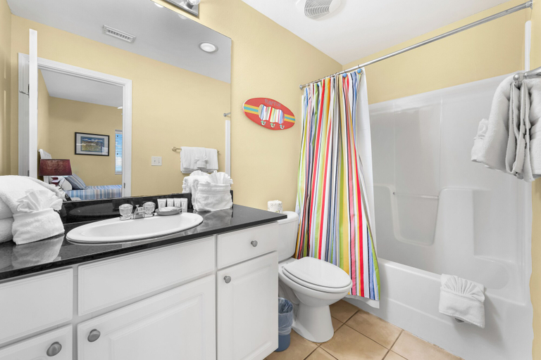 Bathroom 4, San Carlos 1908, Baldwin