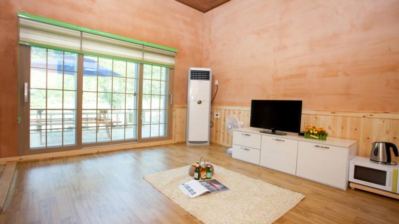 Others 3, Miryang Alexander Pension, Miryang