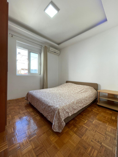 Others 5, Aprtmani centar 2