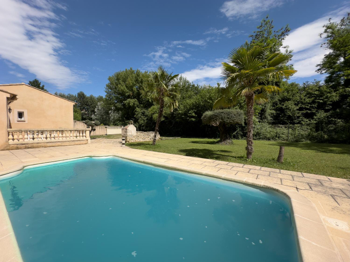 Others 5, Villa Entiere Sans vis a vis avec Piscine Privee au Coeur du Luberon, Vaucluse