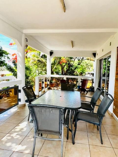 5, Villa baobab, Diana